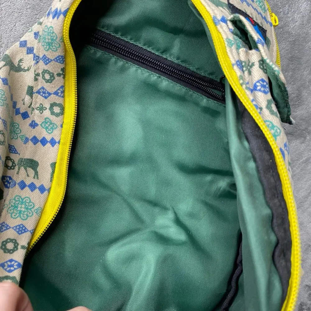 KAVU Original Rope Sling Bag Crossbody Swedish Scandinavian Deer Green/Begie